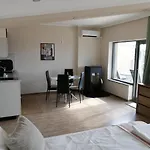 Lux شقة *